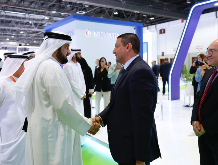 أحمد بن محمد يفتتح الدورة الـ 30 من مؤتمر ومعرض دبي الدولي للصيدلة والتكنولوجيا